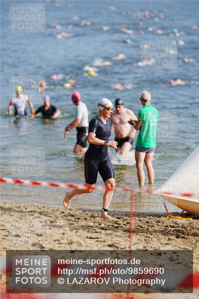 21.06.2026 - 29. Vierlanden-Triathlon LAZAROV Photography http://msf.ph/oto/9859690 21.06.2026 08:35:50 Schwimmen  meine-sportfotos.de