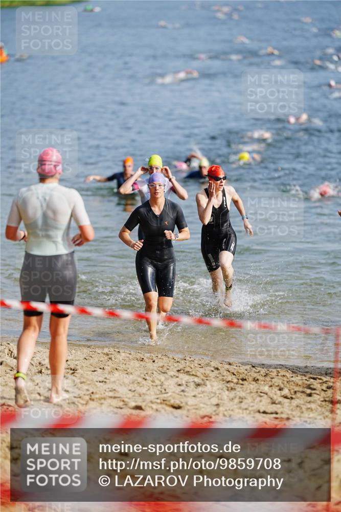 21.06.2026 - 29. Vierlanden-Triathlon LAZAROV Photography http://msf.ph/oto/9859708 21.06.2026 08:35:58 Schwimmen  meine-sportfotos.de