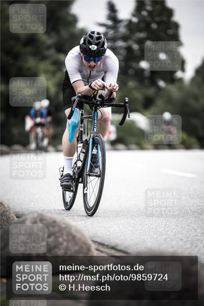 21.06.2026 - 29. Vierlanden-Triathlon H.Heesch http://msf.ph/oto/9859724 21.06.2026 10:32:31 Radfahren 12, 54, 93, 217, 239, 287, 299, 302, 324 meine-sportfotos.de