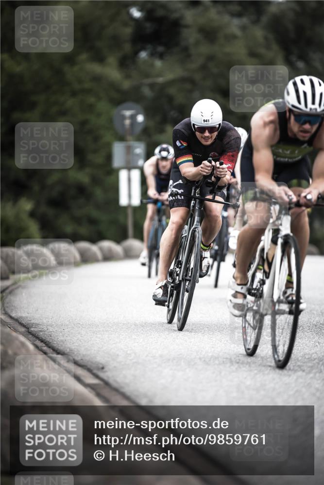 21.06.2026 - 29. Vierlanden-Triathlon H.Heesch http://msf.ph/oto/9859761 21.06.2026 12:06:10 Radfahren 264, 706, 752, 829, 913, 919, 941, 954, 956, 957, 963, 965, 966, 972, 975 meine-sportfotos.de