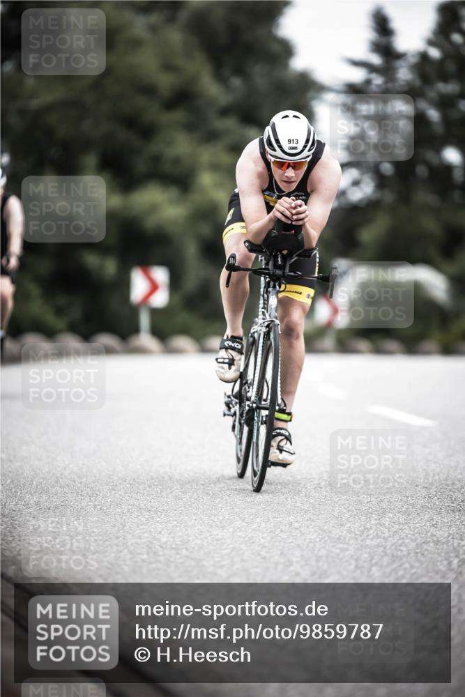 21.06.2026 - 29. Vierlanden-Triathlon H.Heesch http://msf.ph/oto/9859787 21.06.2026 12:06:12 Radfahren 264, 706, 752, 829, 913, 919, 941, 954, 956, 957, 965, 972, 975 meine-sportfotos.de