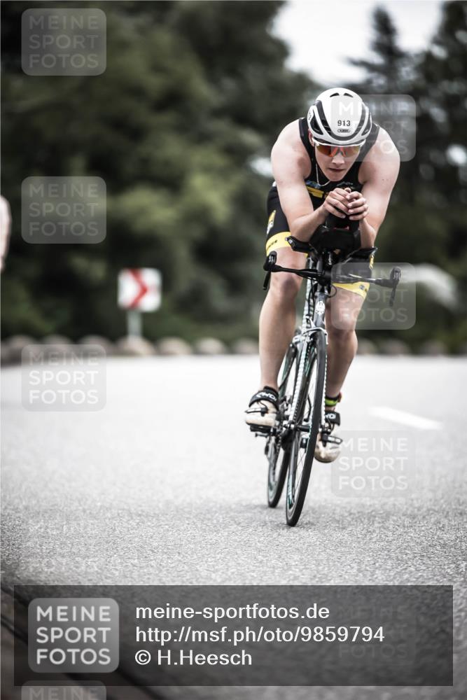 21.06.2026 - 29. Vierlanden-Triathlon H.Heesch http://msf.ph/oto/9859794 21.06.2026 12:06:12 Radfahren 264, 706, 752, 829, 913, 919, 941, 954, 956, 957, 965, 972, 975 meine-sportfotos.de