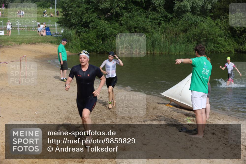 21.06.2026 - 29. Vierlanden-Triathlon Andreas Tolksdorf http://msf.ph/oto/9859829 21.06.2026 09:08:31 Schwimmen 226, 233, 257, 268 meine-sportfotos.de