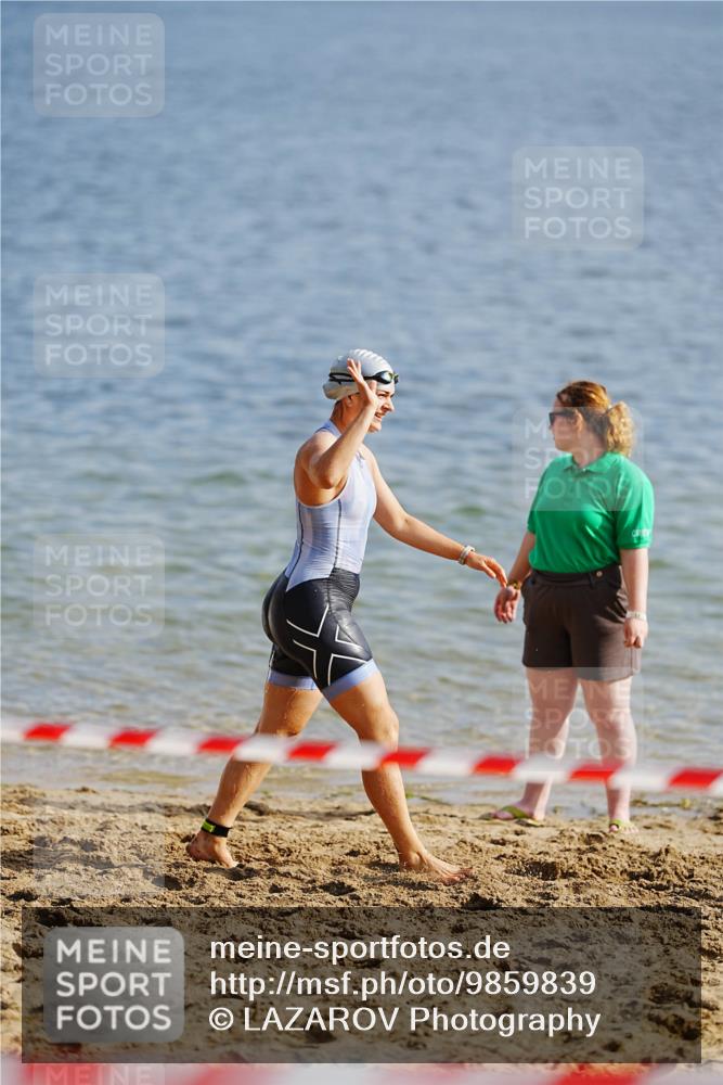 21.06.2026 - 29. Vierlanden-Triathlon LAZAROV Photography http://msf.ph/oto/9859839 21.06.2026 08:36:32 Schwimmen  meine-sportfotos.de