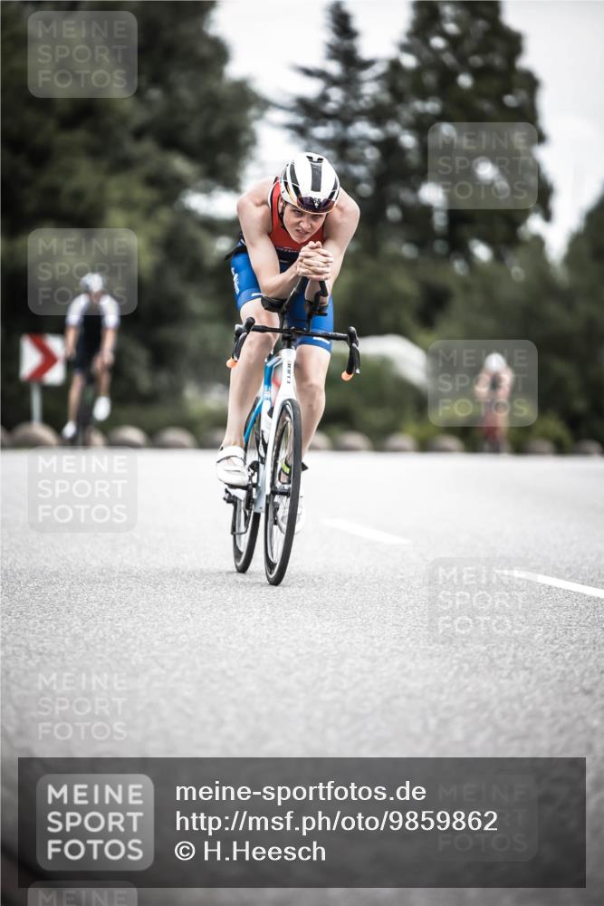 21.06.2026 - 29. Vierlanden-Triathlon H.Heesch http://msf.ph/oto/9859862 21.06.2026 12:06:22 Radfahren 754, 833, 837, 958, 971 meine-sportfotos.de