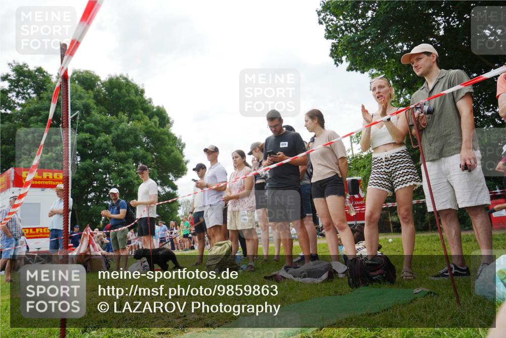 21.06.2026 - 29. Vierlanden-Triathlon LAZAROV Photography http://msf.ph/oto/9859863 21.06.2026 11:18:55 Schwimmen 844, 879, 882 meine-sportfotos.de