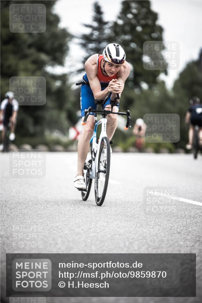 21.06.2026 - 29. Vierlanden-Triathlon H.Heesch http://msf.ph/oto/9859870 21.06.2026 12:06:22 Radfahren 754, 833, 837, 958, 971 meine-sportfotos.de