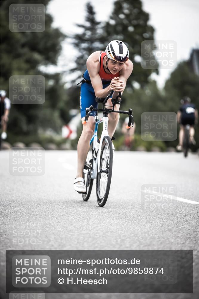 21.06.2026 - 29. Vierlanden-Triathlon H.Heesch http://msf.ph/oto/9859874 21.06.2026 12:06:22 Radfahren 754, 833, 837, 958, 971 meine-sportfotos.de