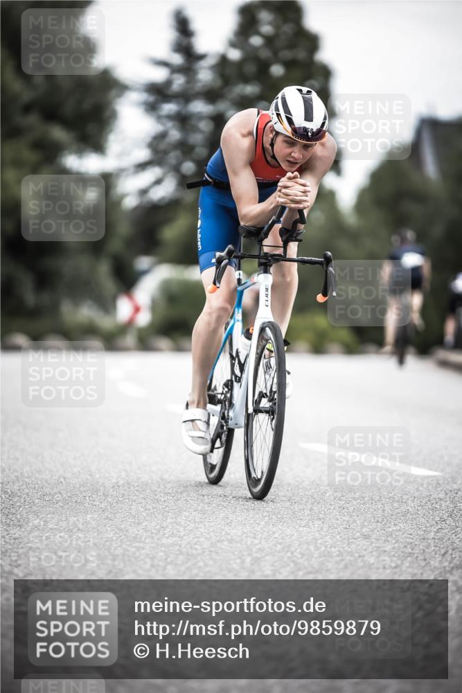 21.06.2026 - 29. Vierlanden-Triathlon H.Heesch http://msf.ph/oto/9859879 21.06.2026 12:06:23 Radfahren 754, 833, 837, 958, 970, 971 meine-sportfotos.de