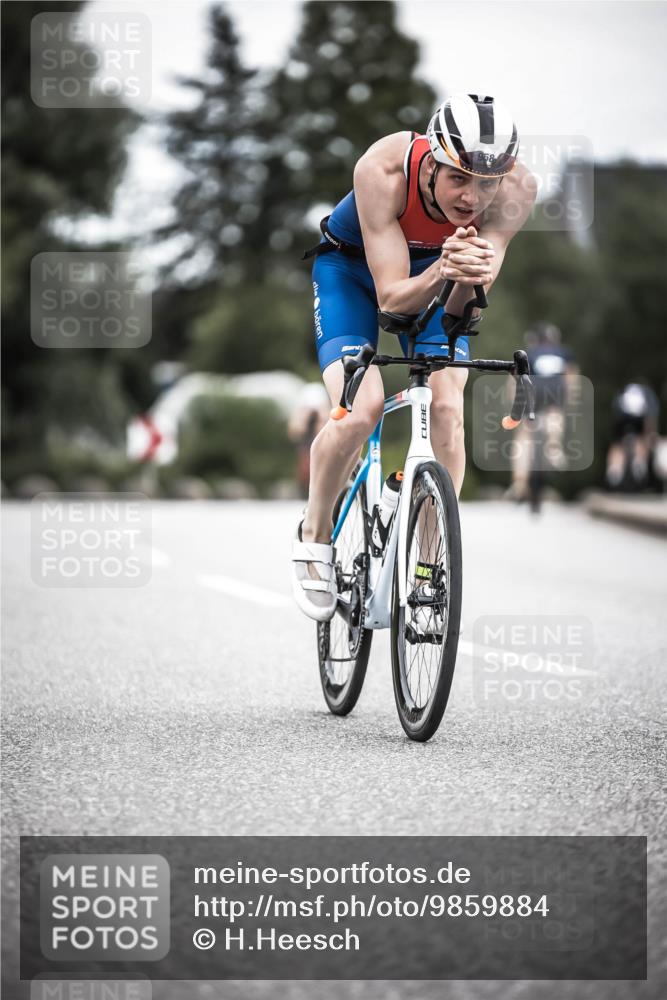21.06.2026 - 29. Vierlanden-Triathlon H.Heesch http://msf.ph/oto/9859884 21.06.2026 12:06:23 Radfahren 754, 833, 837, 958, 970, 971 meine-sportfotos.de
