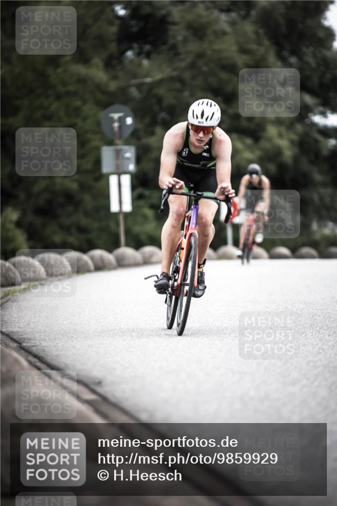 21.06.2026 - 29. Vierlanden-Triathlon H.Heesch http://msf.ph/oto/9859929 21.06.2026 12:06:28 Radfahren 754, 833, 909, 920, 959, 970, 971 meine-sportfotos.de