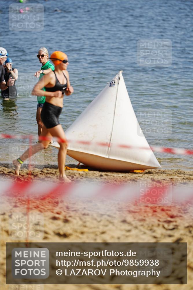 21.06.2026 - 29. Vierlanden-Triathlon LAZAROV Photography http://msf.ph/oto/9859938 21.06.2026 08:37:55 Schwimmen 37 meine-sportfotos.de