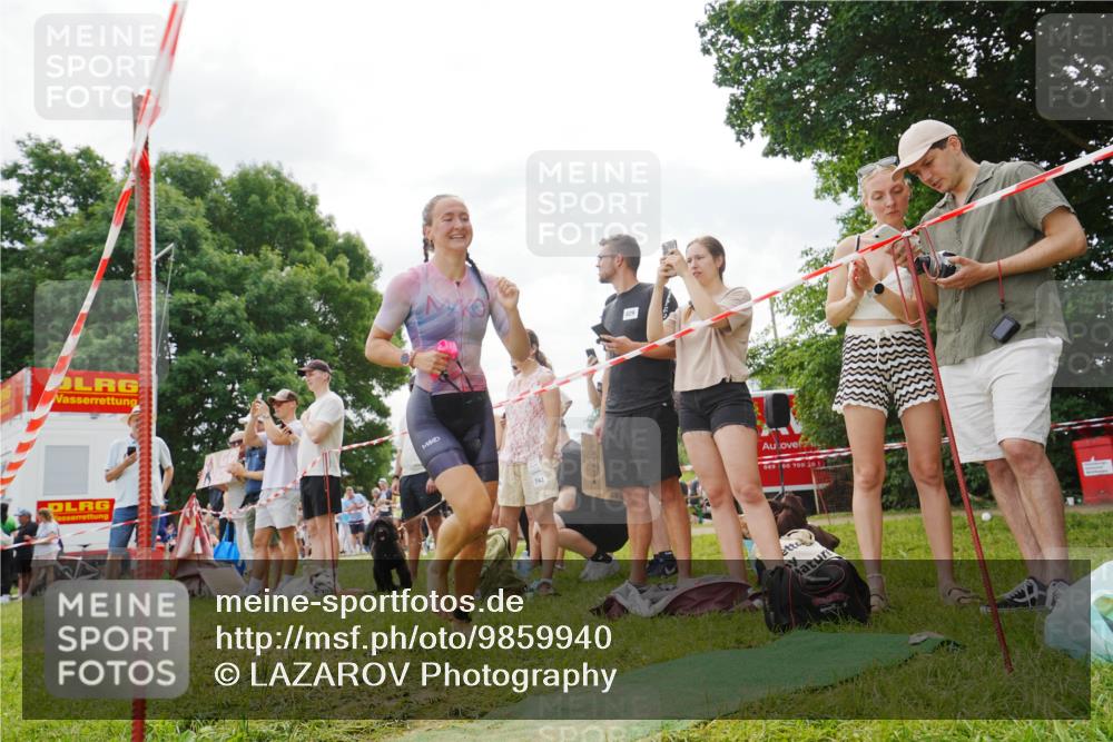 21.06.2026 - 29. Vierlanden-Triathlon LAZAROV Photography http://msf.ph/oto/9859940 21.06.2026 11:22:08 Schwimmen 866, 872 meine-sportfotos.de