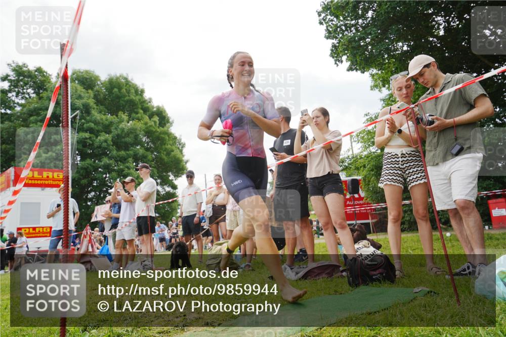 21.06.2026 - 29. Vierlanden-Triathlon LAZAROV Photography http://msf.ph/oto/9859944 21.06.2026 11:22:09 Schwimmen 866, 872 meine-sportfotos.de
