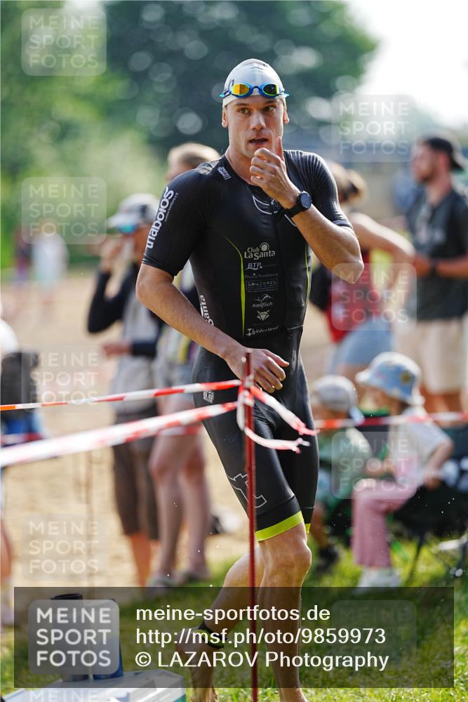 21.06.2026 - 29. Vierlanden-Triathlon LAZAROV Photography http://msf.ph/oto/9859973 21.06.2026 08:38:04 Schwimmen 13, 37 meine-sportfotos.de