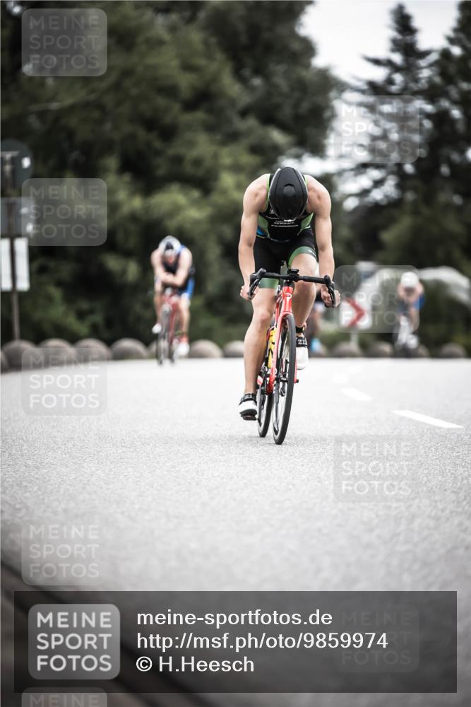21.06.2026 - 29. Vierlanden-Triathlon H.Heesch http://msf.ph/oto/9859974 21.06.2026 12:06:30 Radfahren 754, 833, 909, 920, 959, 970, 971 meine-sportfotos.de