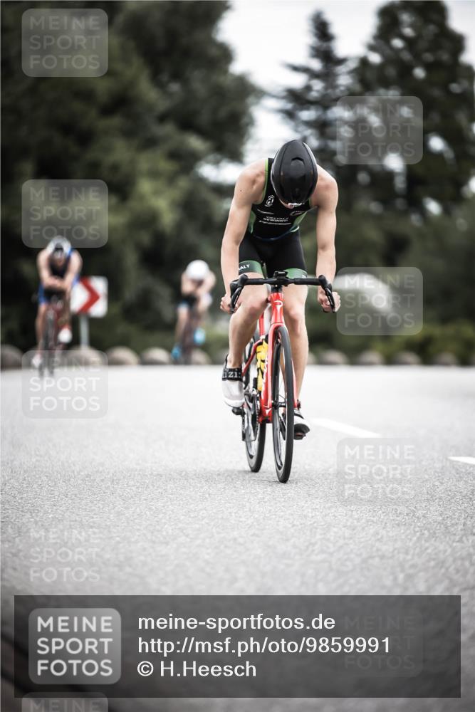 21.06.2026 - 29. Vierlanden-Triathlon H.Heesch http://msf.ph/oto/9859991 21.06.2026 12:06:30 Radfahren 754, 833, 909, 920, 959, 970, 971 meine-sportfotos.de
