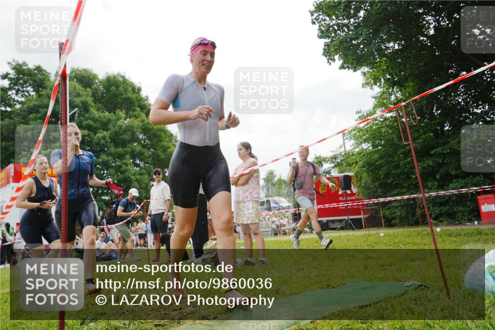21.06.2026 - 29. Vierlanden-Triathlon LAZAROV Photography http://msf.ph/oto/9860036 21.06.2026 11:24:37 Schwimmen 818, 831, 837, 840, 852, 859, 888, 903 meine-sportfotos.de