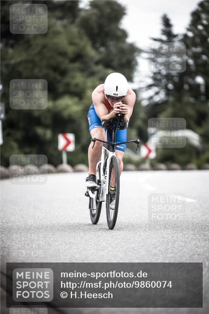 21.06.2026 - 29. Vierlanden-Triathlon H.Heesch http://msf.ph/oto/9860074 21.06.2026 12:06:34 Radfahren 804, 909, 920, 959, 970 meine-sportfotos.de
