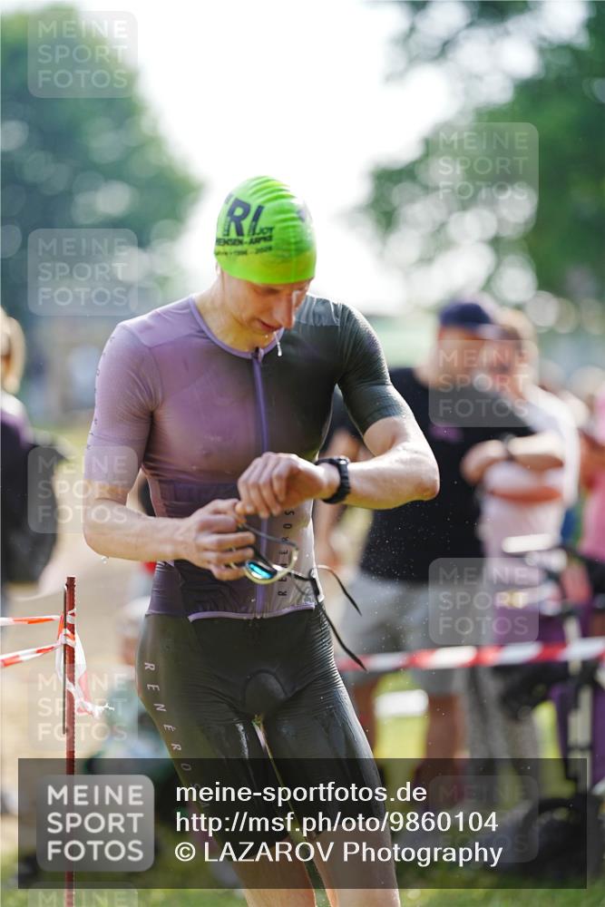 21.06.2026 - 29. Vierlanden-Triathlon LAZAROV Photography http://msf.ph/oto/9860104 21.06.2026 08:38:26 Schwimmen 12, 45, 57, 76, 77 meine-sportfotos.de