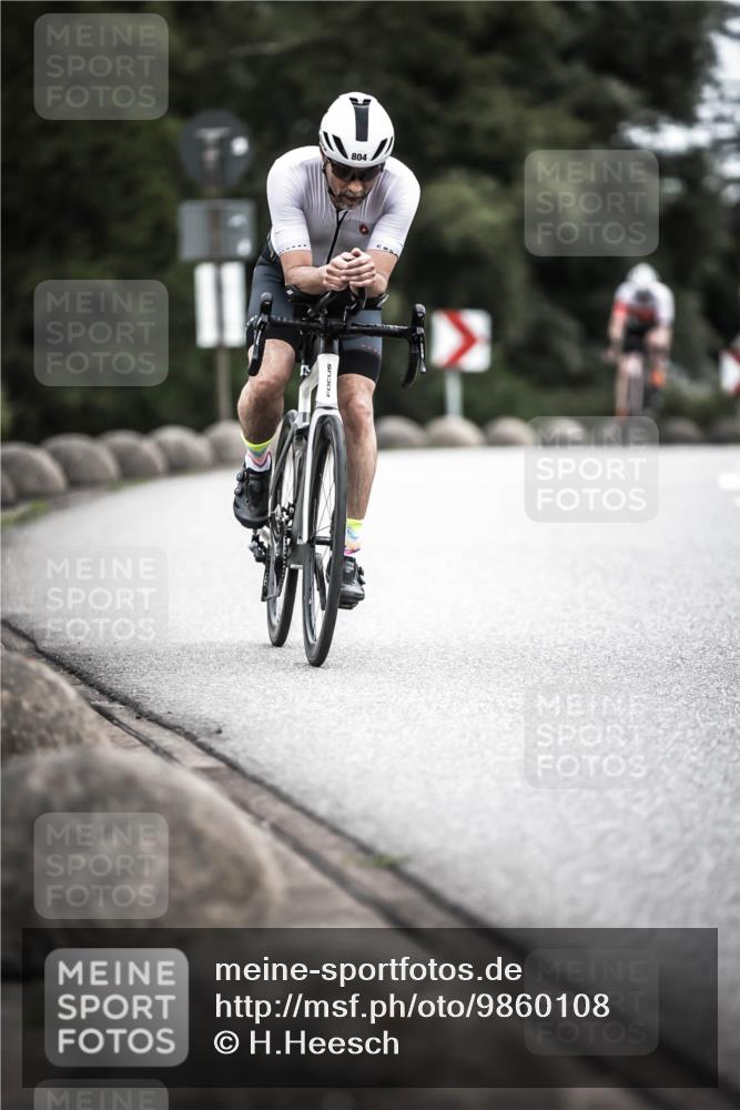 21.06.2026 - 29. Vierlanden-Triathlon H.Heesch http://msf.ph/oto/9860108 21.06.2026 12:06:38 Radfahren 786, 804, 947, 951 meine-sportfotos.de