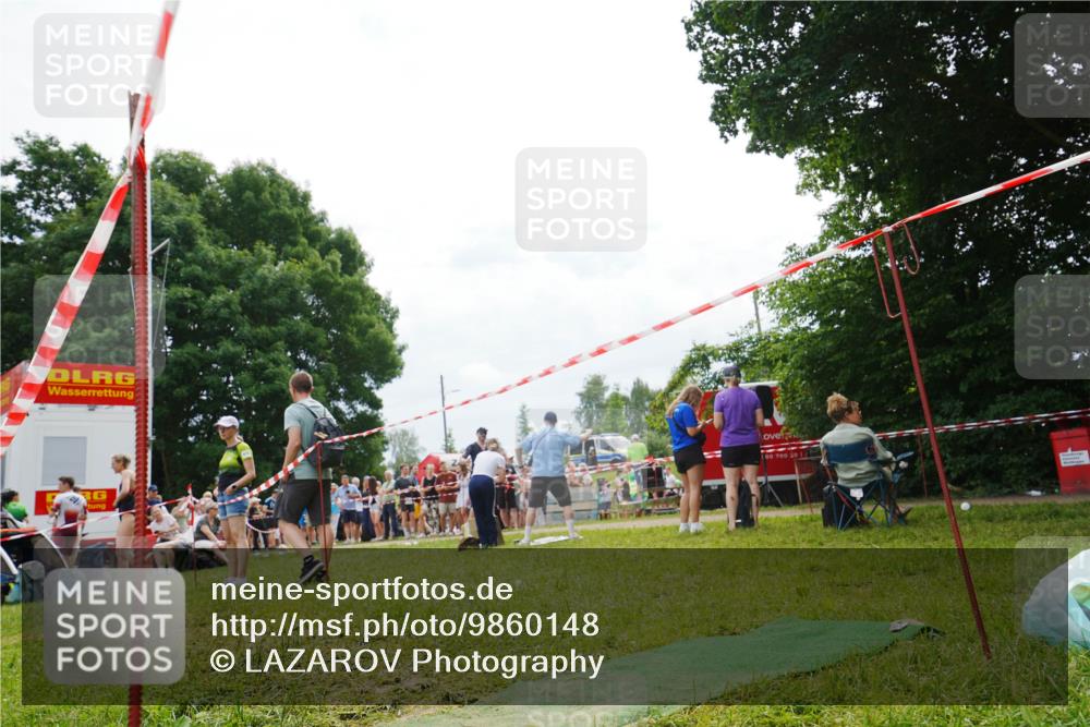 21.06.2026 - 29. Vierlanden-Triathlon LAZAROV Photography http://msf.ph/oto/9860148 21.06.2026 11:31:06 Schwimmen  meine-sportfotos.de