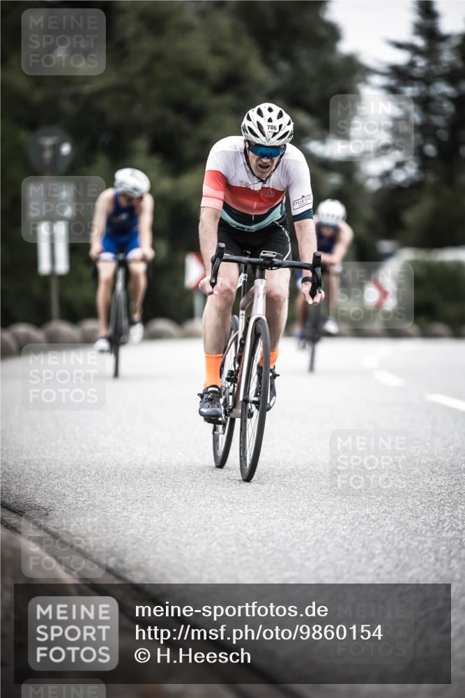 21.06.2026 - 29. Vierlanden-Triathlon H.Heesch http://msf.ph/oto/9860154 21.06.2026 12:06:43 Radfahren 281, 771, 786, 834, 856, 861, 911, 914, 947, 951, 974 meine-sportfotos.de