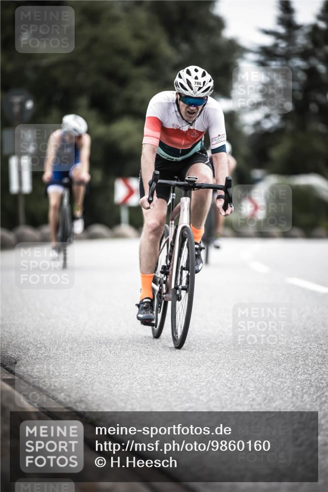 21.06.2026 - 29. Vierlanden-Triathlon H.Heesch http://msf.ph/oto/9860160 21.06.2026 12:06:43 Radfahren 281, 771, 786, 834, 856, 861, 911, 914, 947, 951, 974 meine-sportfotos.de