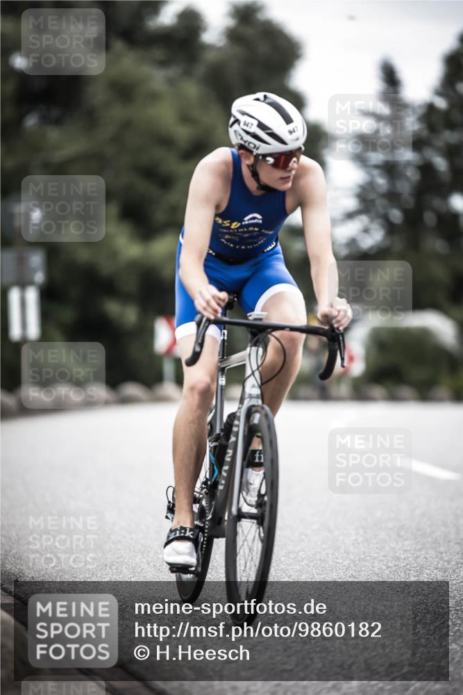 21.06.2026 - 29. Vierlanden-Triathlon H.Heesch http://msf.ph/oto/9860182 21.06.2026 12:06:44 Radfahren 281, 771, 786, 834, 856, 861, 911, 914, 947, 951, 974 meine-sportfotos.de