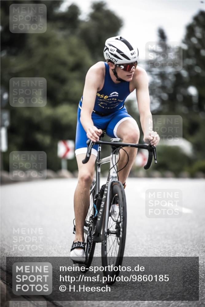 21.06.2026 - 29. Vierlanden-Triathlon H.Heesch http://msf.ph/oto/9860185 21.06.2026 12:06:44 Radfahren 281, 771, 786, 834, 856, 861, 911, 914, 947, 951, 974 meine-sportfotos.de