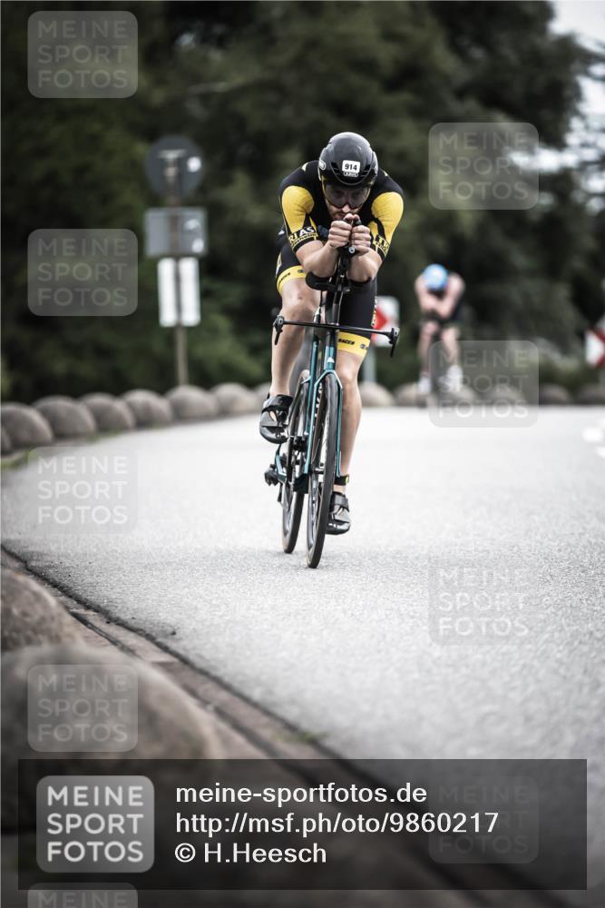21.06.2026 - 29. Vierlanden-Triathlon H.Heesch http://msf.ph/oto/9860217 21.06.2026 12:06:48 Radfahren 281, 771, 834, 856, 861, 889, 911, 914, 947, 974 meine-sportfotos.de