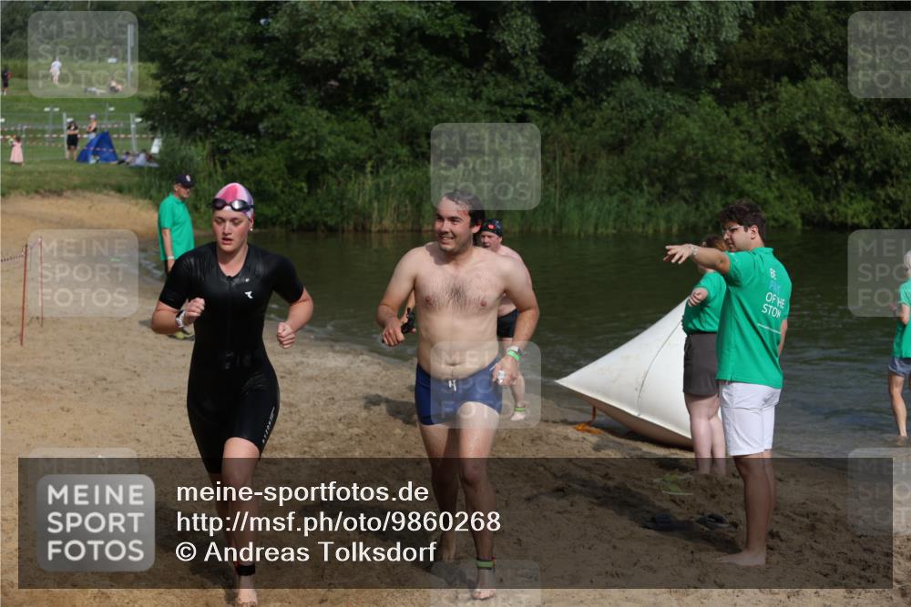 21.06.2026 - 29. Vierlanden-Triathlon Andreas Tolksdorf http://msf.ph/oto/9860268 21.06.2026 09:10:38 Schwimmen 267, 271, 274, 284, 293, 298, 301 meine-sportfotos.de