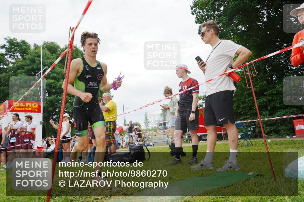 21.06.2026 - 29. Vierlanden-Triathlon LAZAROV Photography http://msf.ph/oto/9860270 21.06.2026 12:01:35 Schwimmen 947, 953, 958, 966, 970 meine-sportfotos.de