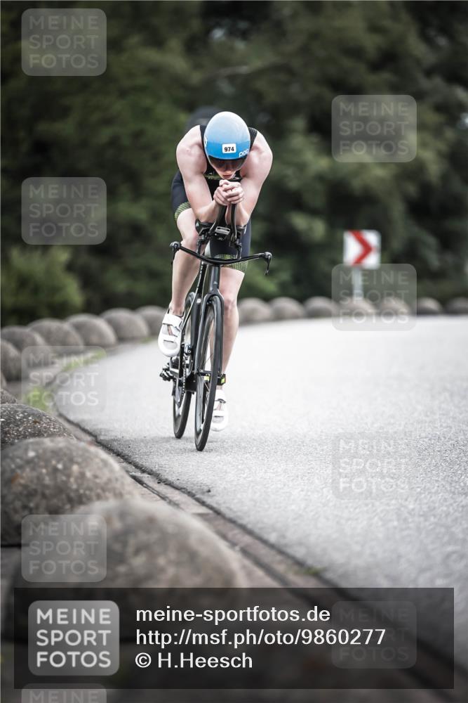 21.06.2026 - 29. Vierlanden-Triathlon H.Heesch http://msf.ph/oto/9860277 21.06.2026 12:06:51 Radfahren 281, 638, 739, 769, 771, 847, 856, 861, 889, 910, 911, 914, 946, 974 meine-sportfotos.de