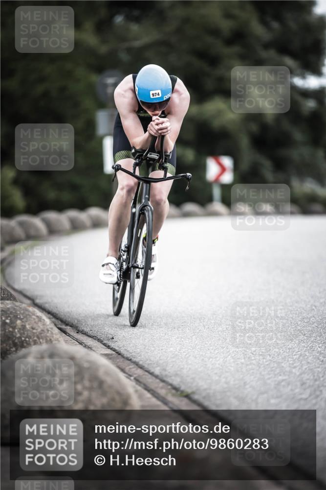 21.06.2026 - 29. Vierlanden-Triathlon H.Heesch http://msf.ph/oto/9860283 21.06.2026 12:06:51 Radfahren 281, 638, 739, 769, 771, 847, 856, 861, 889, 910, 911, 914, 946, 974 meine-sportfotos.de