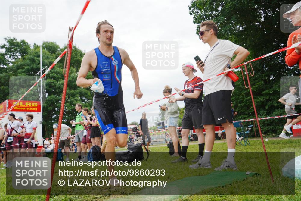 21.06.2026 - 29. Vierlanden-Triathlon LAZAROV Photography http://msf.ph/oto/9860293 21.06.2026 12:01:45 Schwimmen 909, 952, 953, 959, 974 meine-sportfotos.de