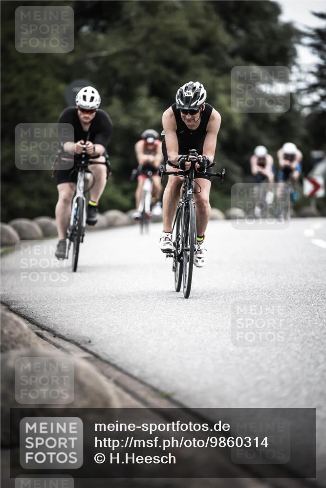 21.06.2026 - 29. Vierlanden-Triathlon H.Heesch http://msf.ph/oto/9860314 21.06.2026 12:06:57 Radfahren 638, 739, 768, 769, 847, 910, 946, 952, 953 meine-sportfotos.de