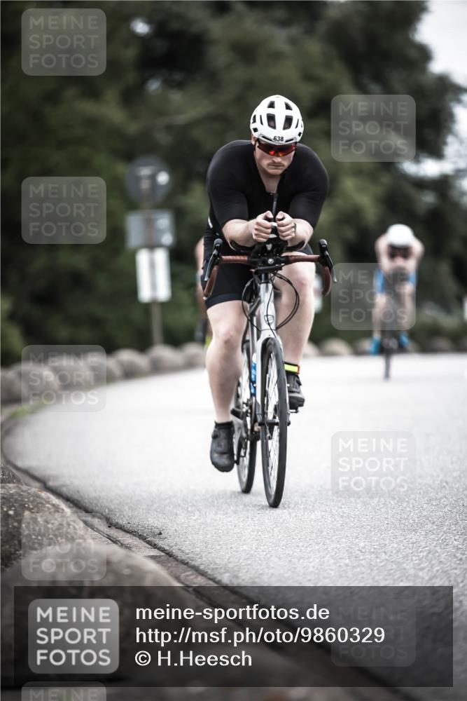 21.06.2026 - 29. Vierlanden-Triathlon H.Heesch http://msf.ph/oto/9860329 21.06.2026 12:06:58 Radfahren 638, 739, 768, 769, 847, 910, 946, 952, 953 meine-sportfotos.de