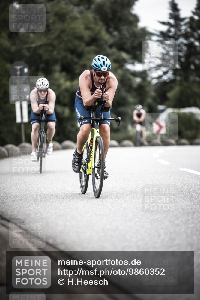 21.06.2026 - 29. Vierlanden-Triathlon H.Heesch http://msf.ph/oto/9860352 21.06.2026 12:06:59 Radfahren 638, 739, 768, 769, 847, 910, 946, 952, 953 meine-sportfotos.de
