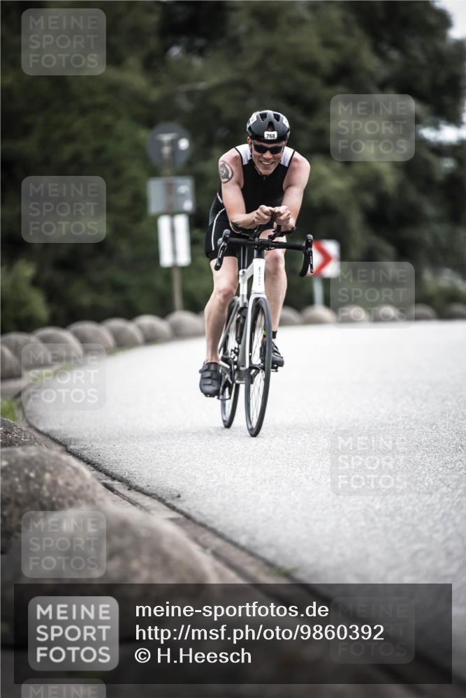 21.06.2026 - 29. Vierlanden-Triathlon H.Heesch http://msf.ph/oto/9860392 21.06.2026 12:07:04 Radfahren 668, 712, 768, 952 meine-sportfotos.de