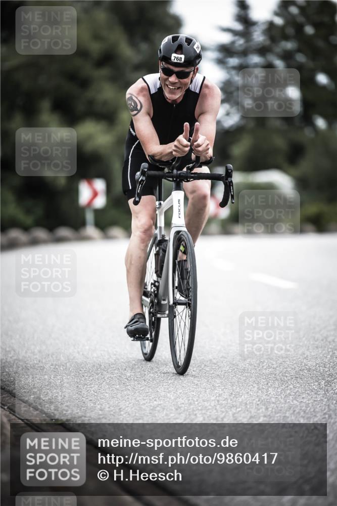 21.06.2026 - 29. Vierlanden-Triathlon H.Heesch http://msf.ph/oto/9860417 21.06.2026 12:07:05 Radfahren 668, 712, 768 meine-sportfotos.de