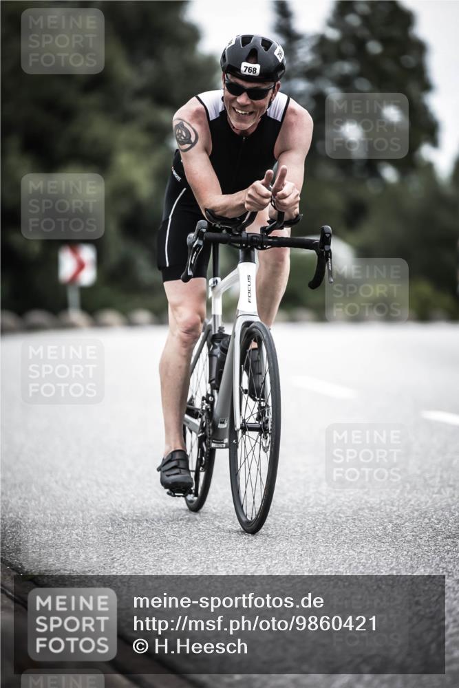 21.06.2026 - 29. Vierlanden-Triathlon H.Heesch http://msf.ph/oto/9860421 21.06.2026 12:07:05 Radfahren 668, 712, 768 meine-sportfotos.de