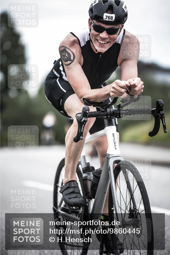 21.06.2026 - 29. Vierlanden-Triathlon H.Heesch http://msf.ph/oto/9860445 21.06.2026 12:07:05 Radfahren 668, 712, 768 meine-sportfotos.de