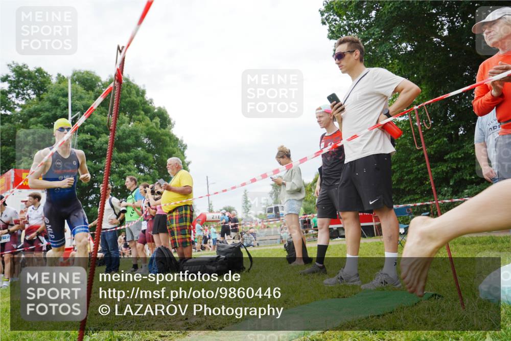 21.06.2026 - 29. Vierlanden-Triathlon LAZAROV Photography http://msf.ph/oto/9860446 21.06.2026 12:02:39 Schwimmen 908, 912, 923, 925, 933, 938, 943, 945, 962, 969 meine-sportfotos.de