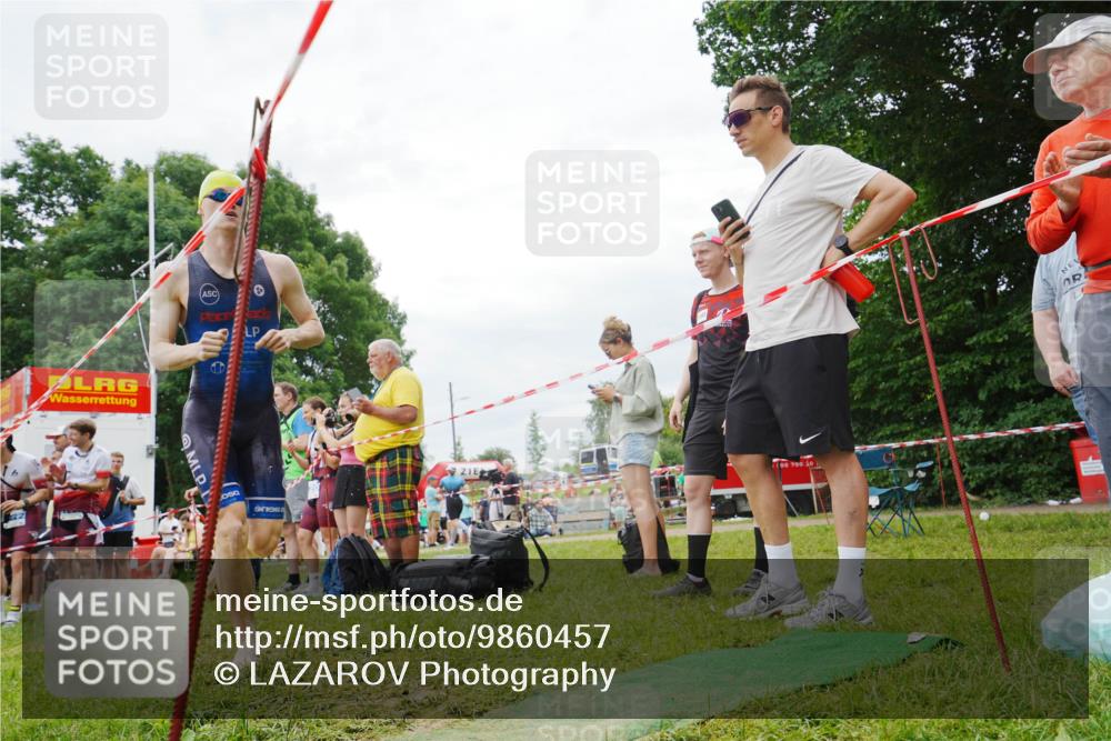 21.06.2026 - 29. Vierlanden-Triathlon LAZAROV Photography http://msf.ph/oto/9860457 21.06.2026 12:02:40 Schwimmen 908, 912, 923, 925, 933, 938, 943, 945, 962, 969 meine-sportfotos.de