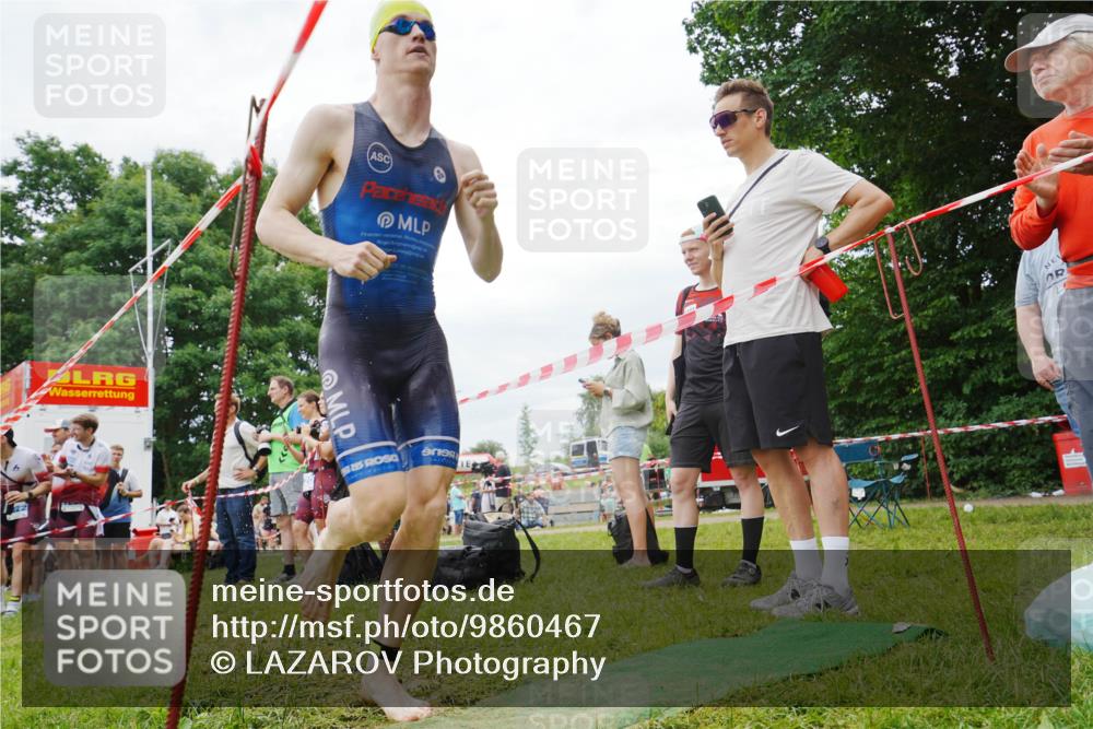 21.06.2026 - 29. Vierlanden-Triathlon LAZAROV Photography http://msf.ph/oto/9860467 21.06.2026 12:02:40 Schwimmen 908, 912, 923, 925, 933, 938, 943, 945, 962, 969 meine-sportfotos.de