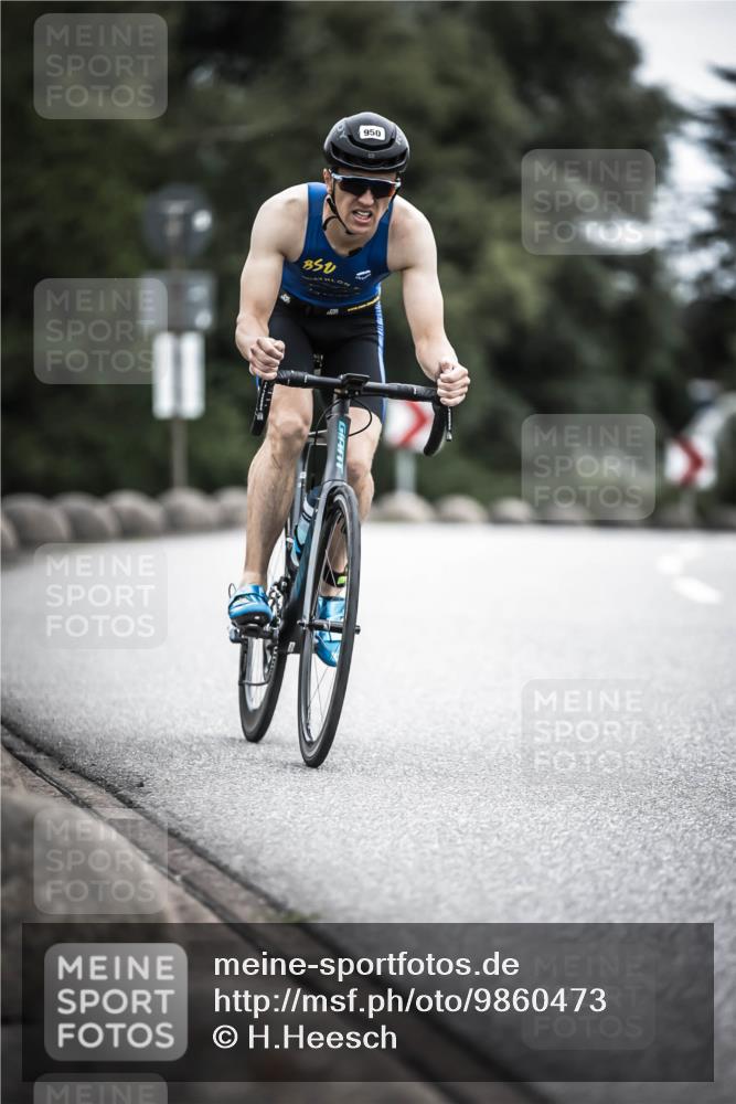 21.06.2026 - 29. Vierlanden-Triathlon H.Heesch http://msf.ph/oto/9860473 21.06.2026 12:07:14 Radfahren 634, 668, 923, 950 meine-sportfotos.de