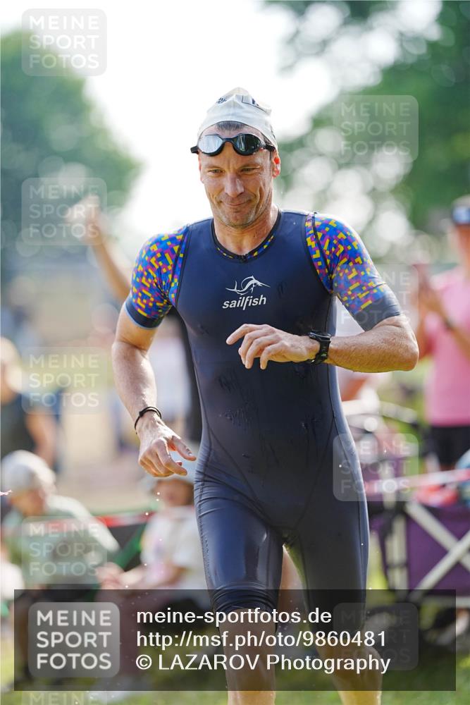 21.06.2026 - 29. Vierlanden-Triathlon LAZAROV Photography http://msf.ph/oto/9860481 21.06.2026 08:41:33 Schwimmen 14, 145 meine-sportfotos.de