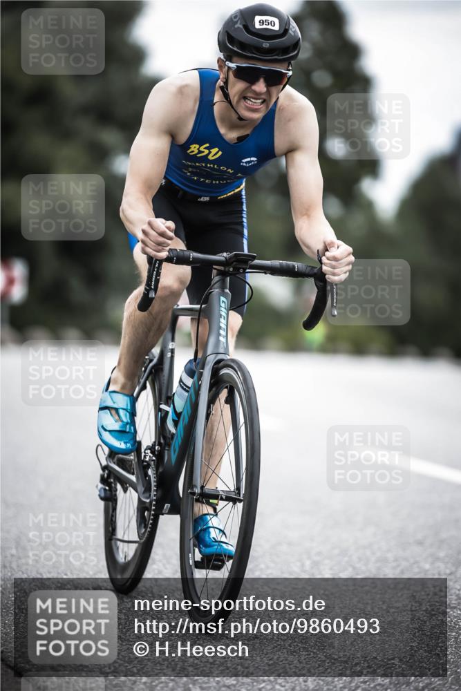 21.06.2026 - 29. Vierlanden-Triathlon H.Heesch http://msf.ph/oto/9860493 21.06.2026 12:07:14 Radfahren 634, 668, 923, 950 meine-sportfotos.de