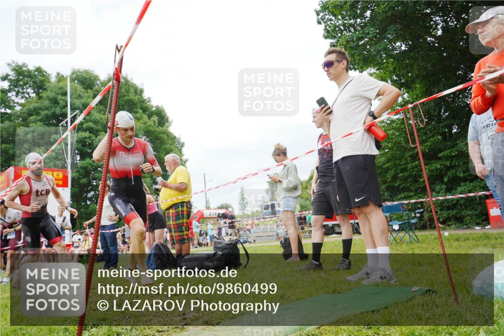 21.06.2026 - 29. Vierlanden-Triathlon LAZAROV Photography http://msf.ph/oto/9860499 21.06.2026 12:02:41 Schwimmen 908, 912, 921, 923, 925, 933, 938, 943, 945, 962, 969 meine-sportfotos.de